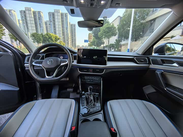 Photo 9 - Volkswagen Tayron GTE Hybrid