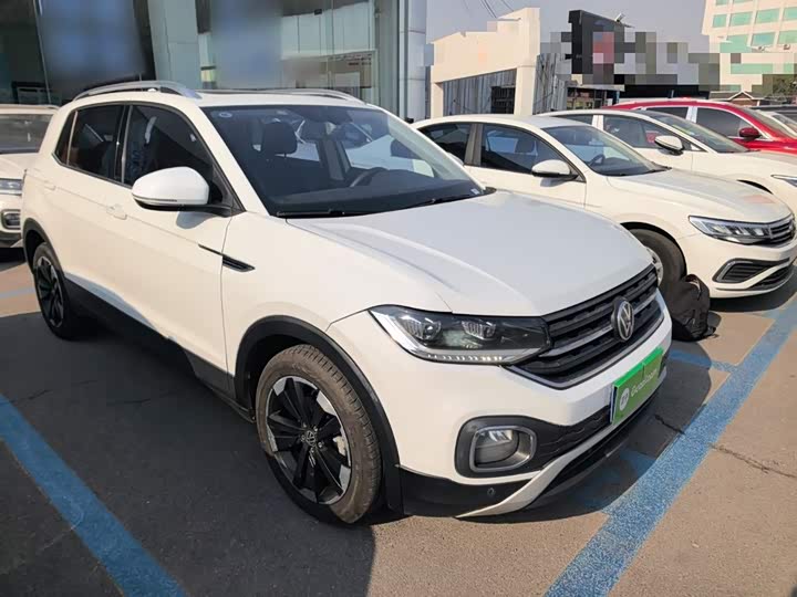 Фото 4 - Volkswagen Tacqua