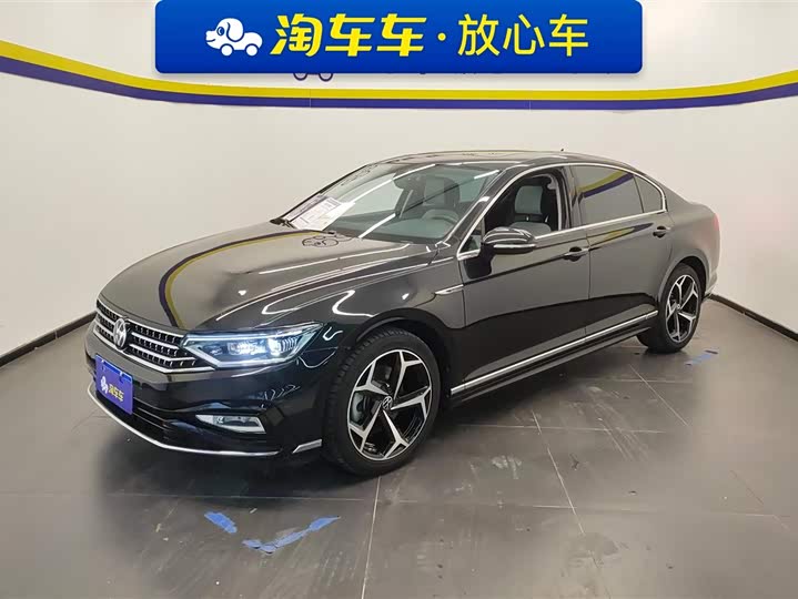 Фото 1 - Volkswagen Magotan