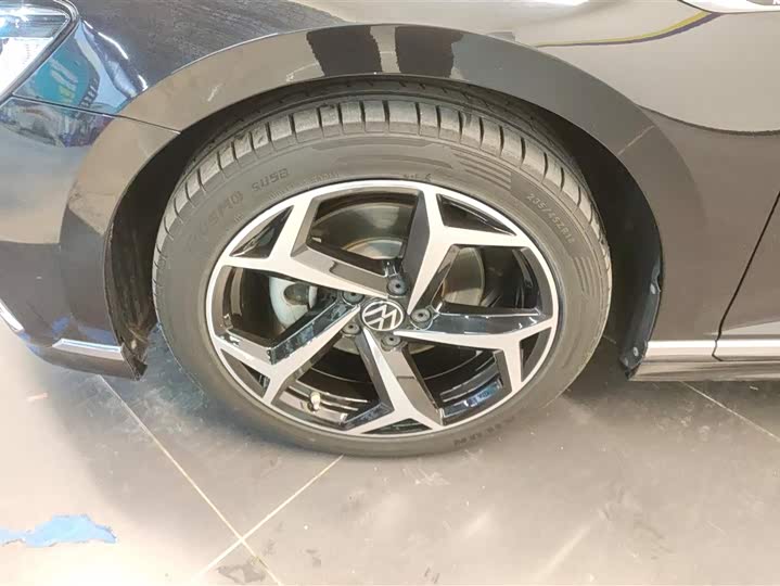 Фото 6 - Volkswagen Magotan