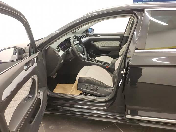 Фото 9 - Volkswagen Magotan