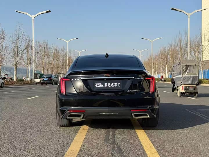 Фото 8 - Cadillac CT5