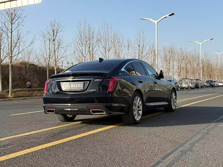 Фото 9 - Cadillac CT5