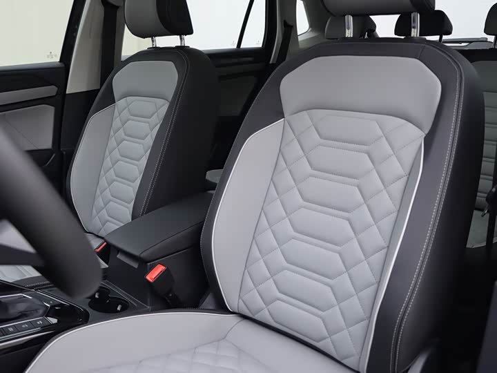 Фото 7 - Volkswagen Tayron