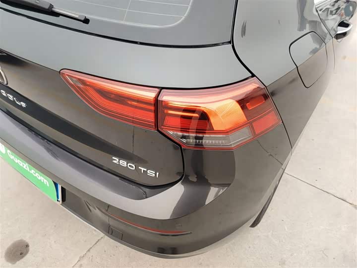 Фото 8 - Volkswagen Golf