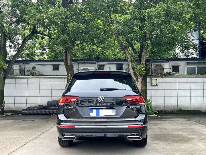 Фото 4 - Volkswagen Tiguan L Pro