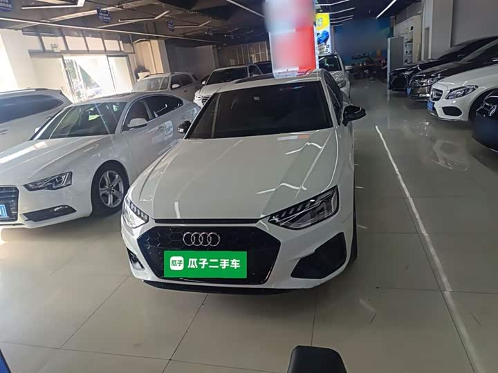 Фото 3 - Audi A4L