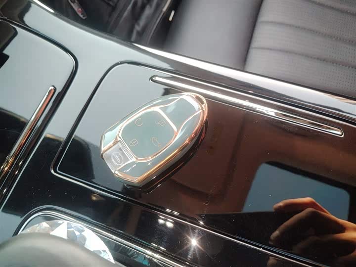 Фото 9 - GAC Trumpchi E9