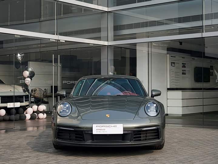 Фото 5 - Porsche 911