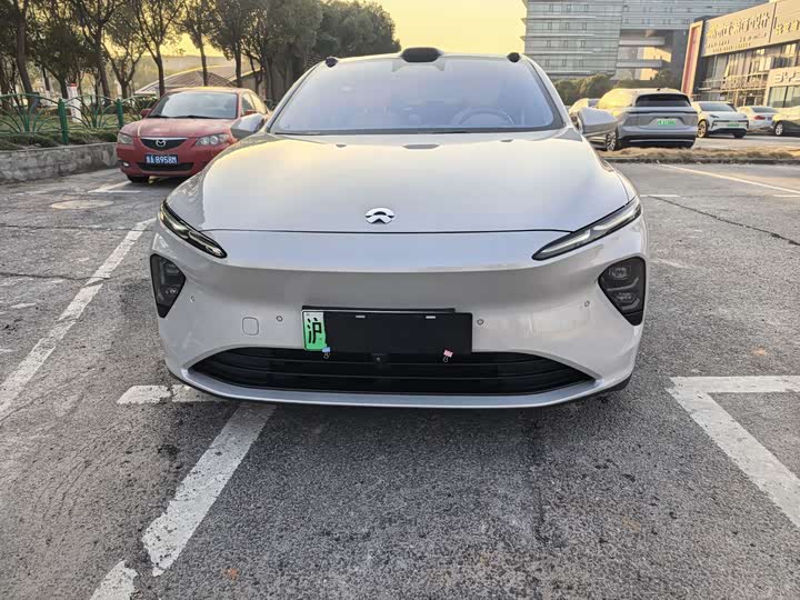 Фото 2 - Nio ET7