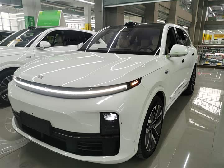 Фото 2 - LiXiang L7