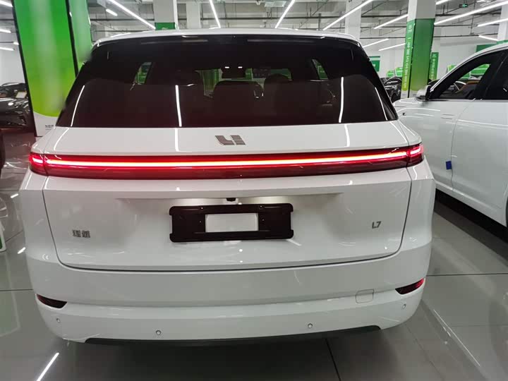 Фото 6 - LiXiang L7