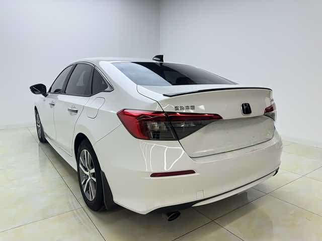 Фото 8 - Honda Civic