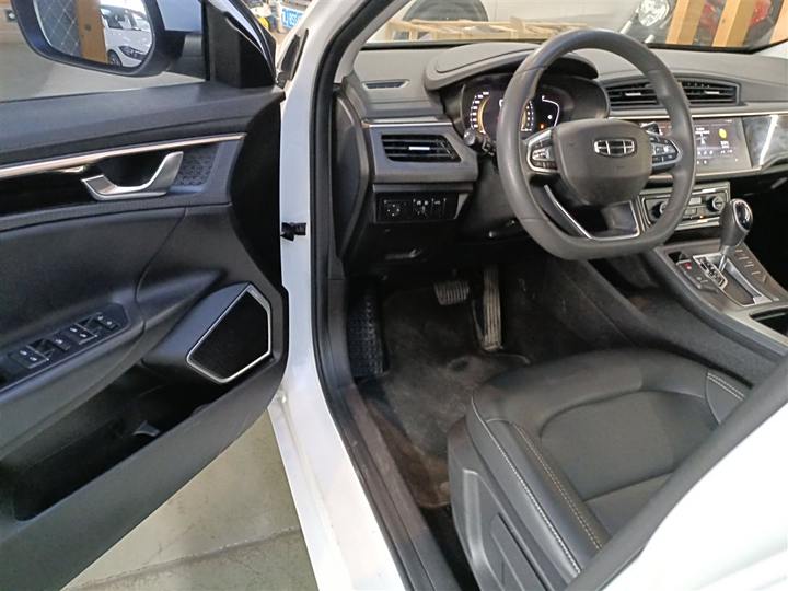 Фото 17 - Geely Emgrand GL