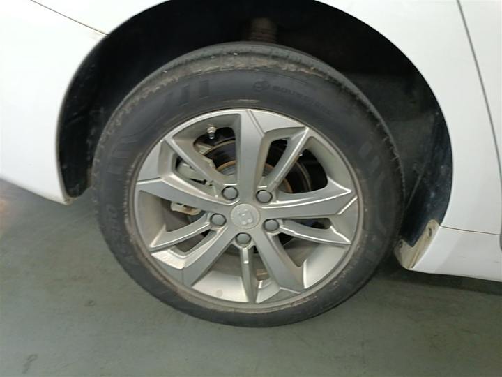 Фото 28 - Geely Emgrand GL