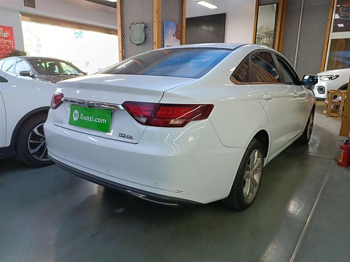 Фото 7 - Geely Emgrand GL