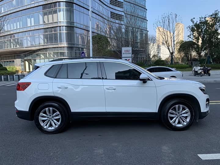 Фото 9 - Volkswagen Tayron