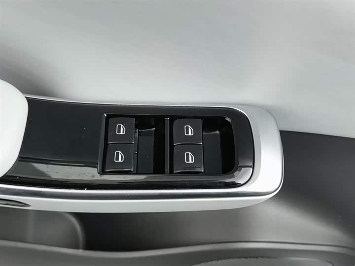 Фото 9 - Leapmotor C01