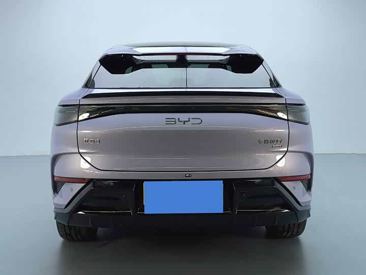 Фото 3 - BYD Sea Lion 07 EV