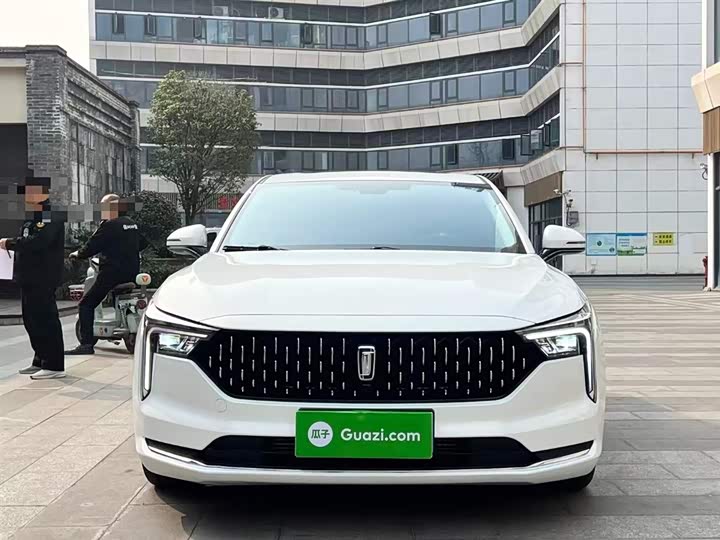 Фото 3 - Bestune B70