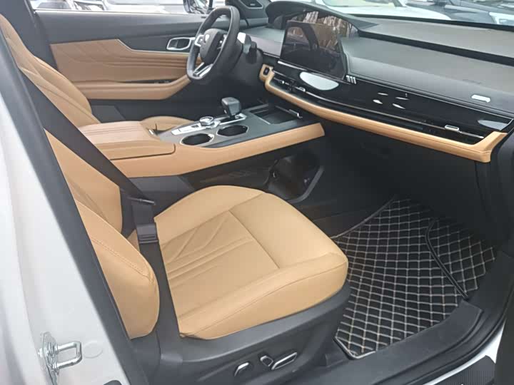 Фото 6 - Changan UNI-K