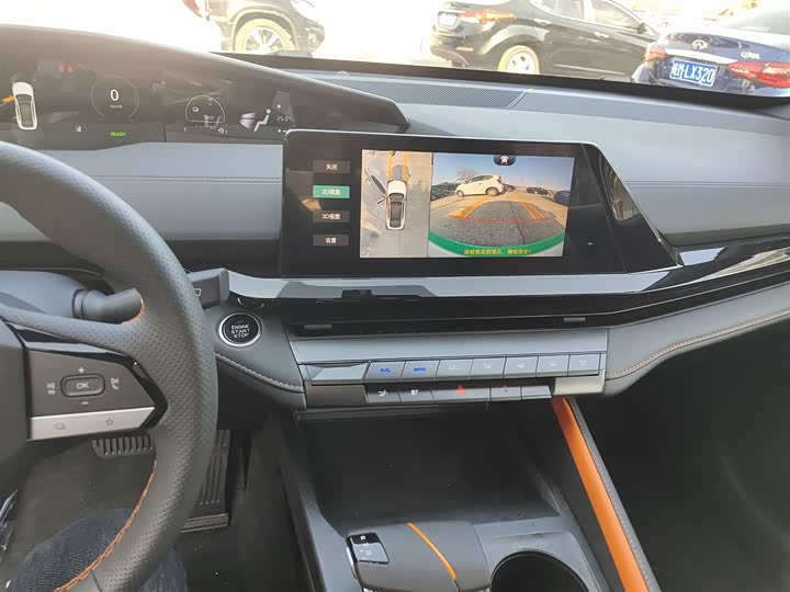 Фото 5 - Changan UNI-V Hybrid