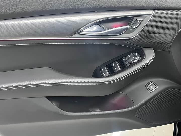 Фото 4 - Cadillac CT5