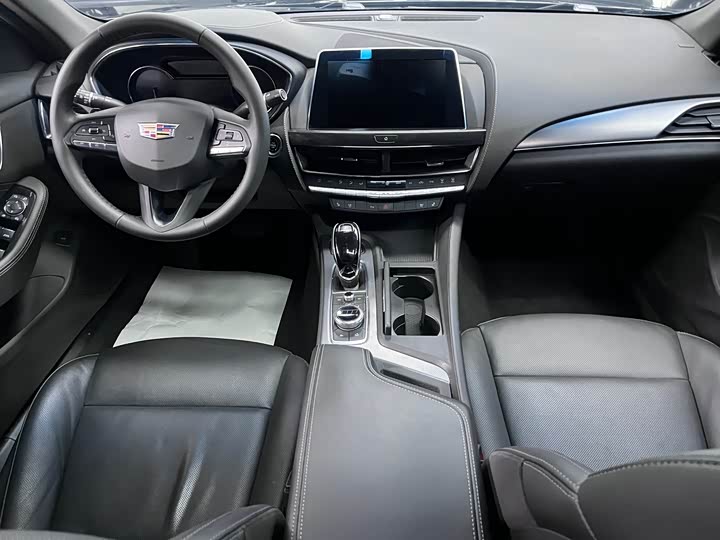 Фото 7 - Cadillac CT5