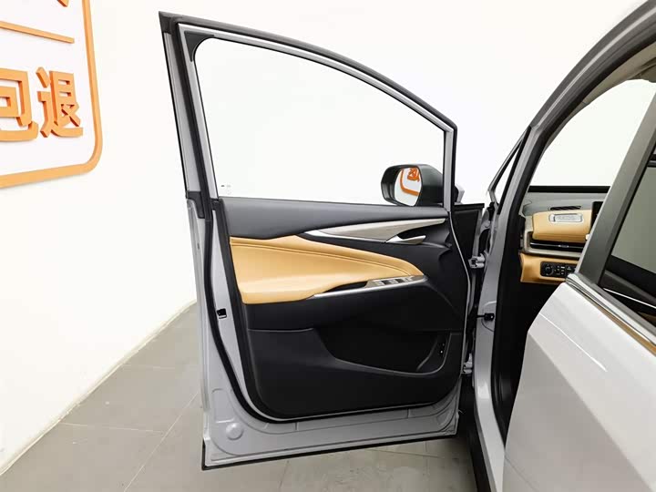 Фото 8 - Maxus G50 Hybrid