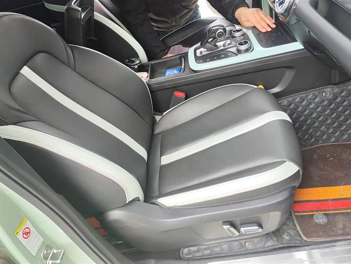 Фото 8 - Tank 300