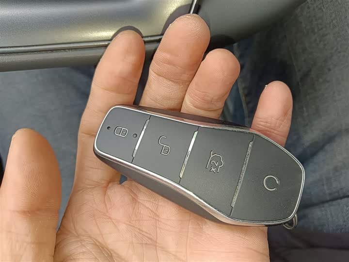 Фото 9 - BYD Song L