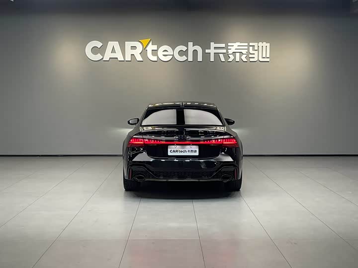Фото 2 - Audi A7L