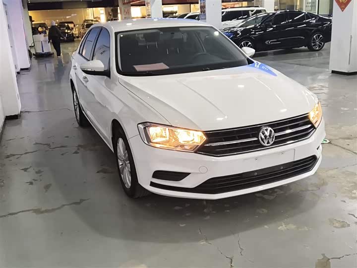 Фото 4 - Volkswagen Bora