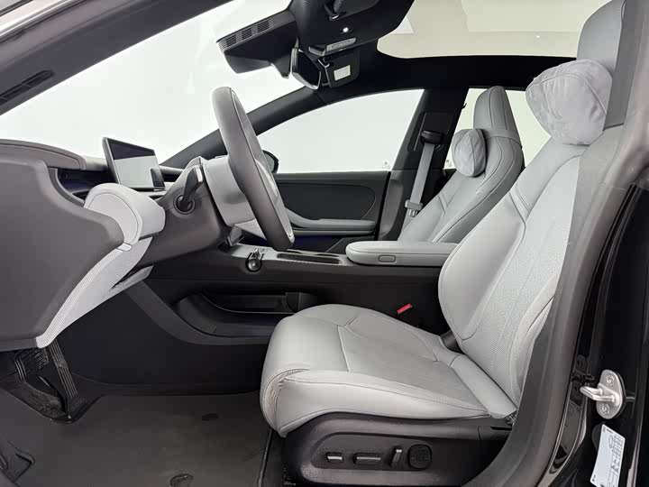 Фото 3 - Nio ET5T