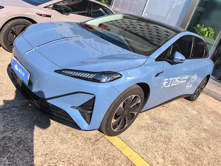 Фото 1 - Hongqi EH5 (Tiangong 05)