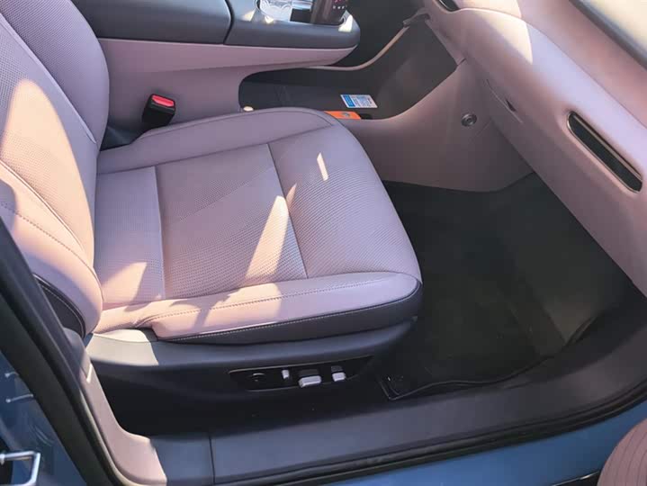 Фото 8 - Hongqi EH5 (Tiangong 05)