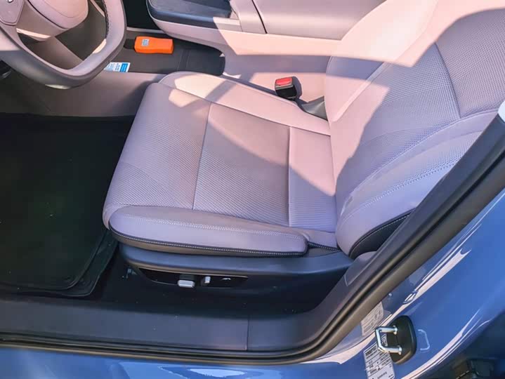 Фото 9 - Hongqi EH5 (Tiangong 05)