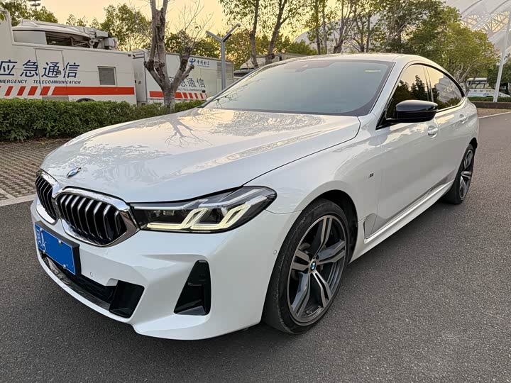 Фото 1 - BMW 6 Series GT