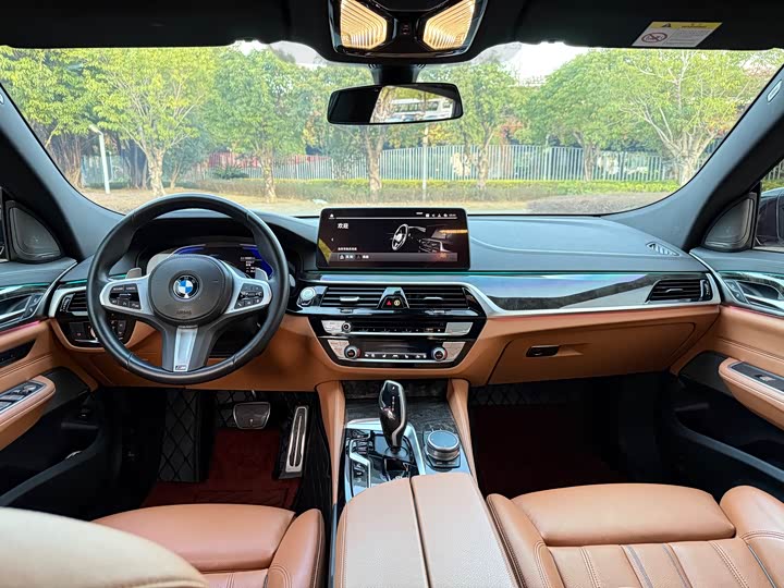 Фото 5 - BMW 6 Series GT