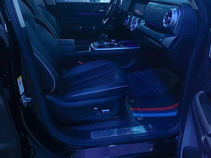 Фото 8 - Tank 300