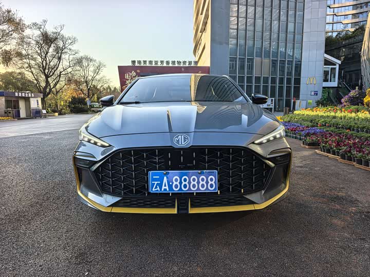 Фото 2 - MG Motor 6