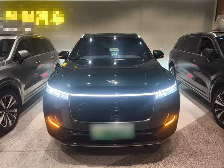 Фото 3 - LiXiang One