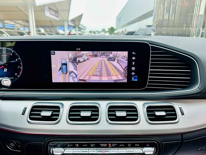 Фото 7 - Mercedes-Benz GLE-Class AMG