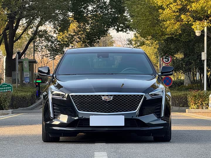 Фото 2 - Cadillac CT6