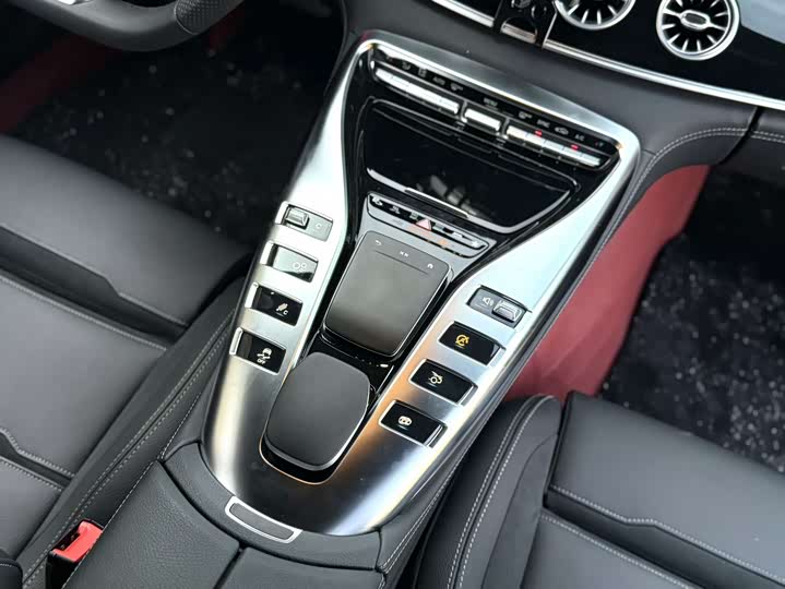 Фото 8 - Mercedes-Benz AMG GT