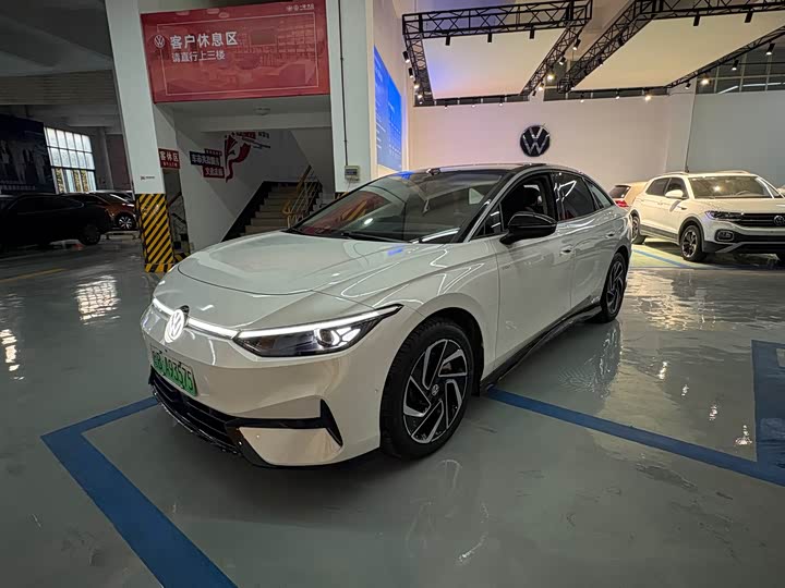 Фото 1 - Volkswagen ID.7 Vizzion