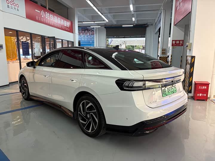 Фото 8 - Volkswagen ID.7 Vizzion