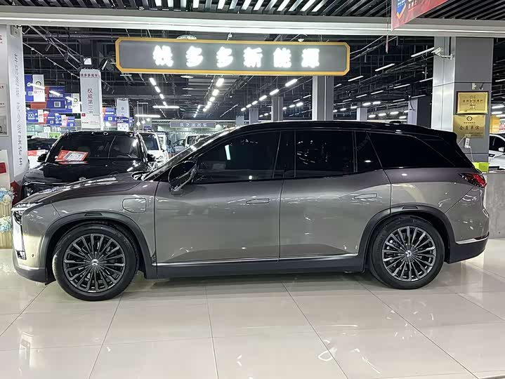 Фото 4 - Nio ES8