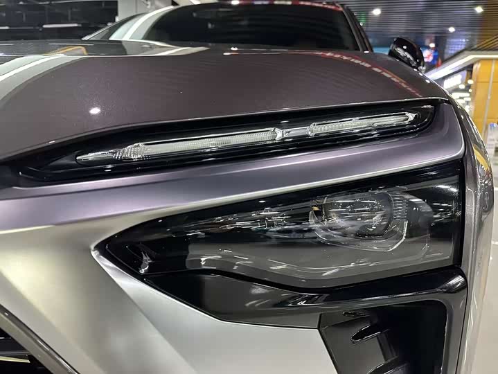 Фото 9 - Nio ES8