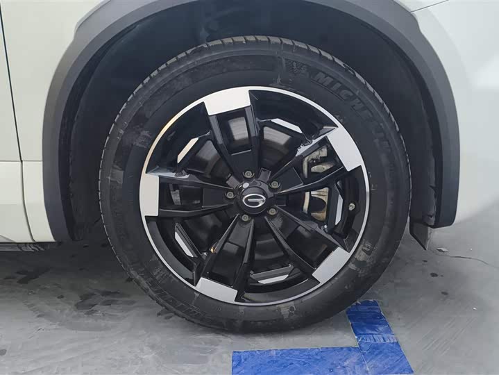 Фото 6 - GAC Trumpchi ES9